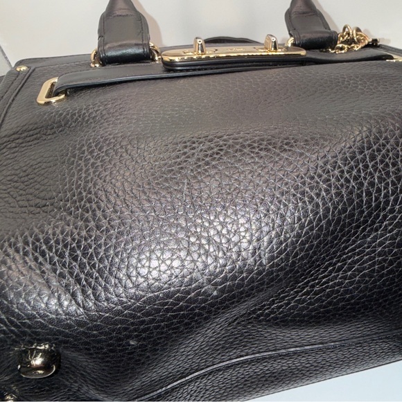 Coach Swagger 27 in Black Pebbled Leather – Gold Hardware - Picture 9 of 11